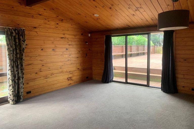 Photo of property in 156 Conclusion Street, Ascot Park, Porirua, 5024