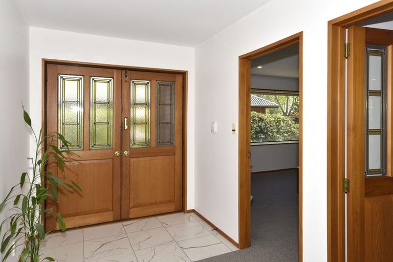 Photo of property in 4 Harlech Mews, Avonhead, Christchurch, 8042