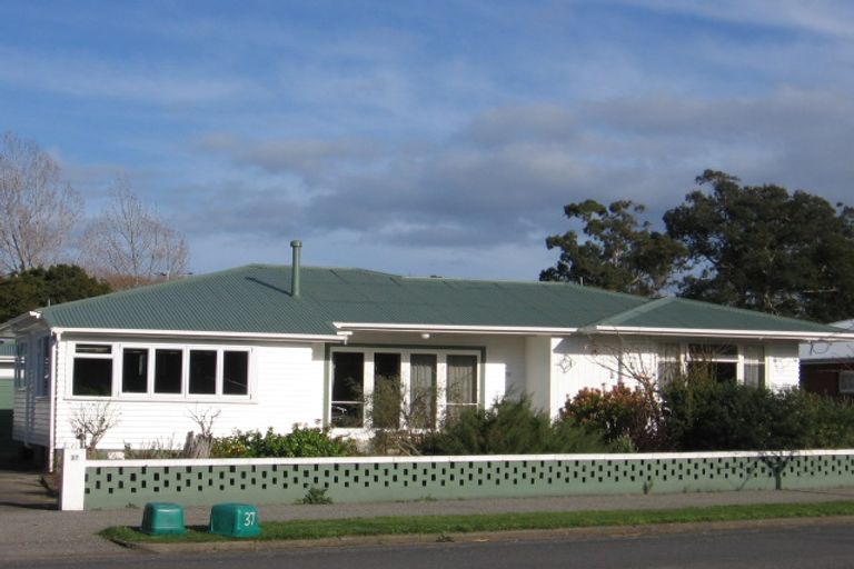 Photo of property in 37 Oxford Street, Lansdowne, Masterton, 5810