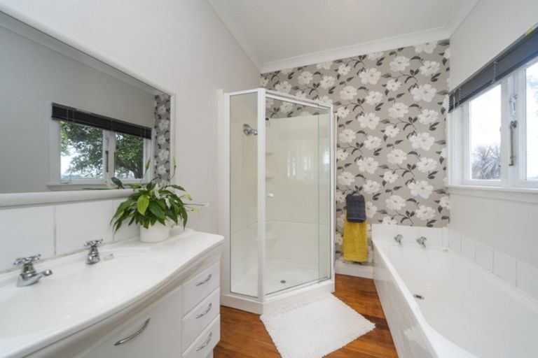 Photo of property in 227 Milson Line, Milson, Palmerston North, 4414