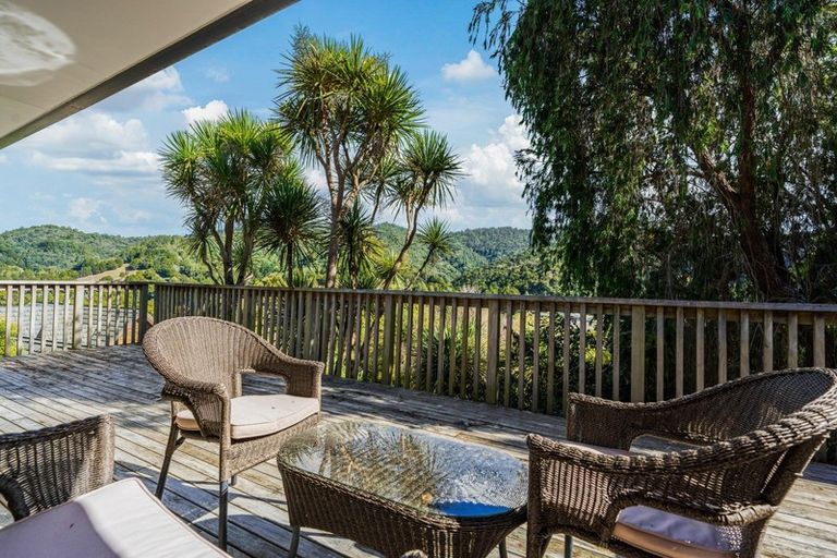 Photo of property in 19 Ngahere Drive, Horahora, Whangarei, 0110