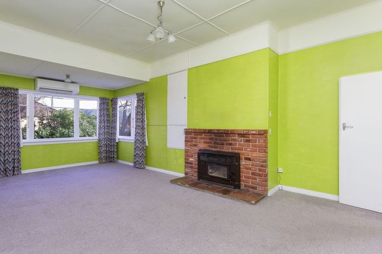 Photo of property in 19 Holmes Street, Waimate, 7924