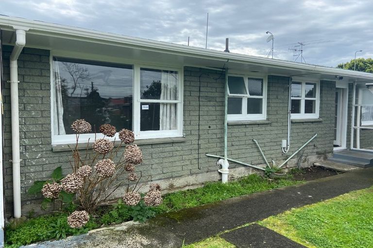 Photo of property in 2/9 Dinglebank Road, Mount Wellington, Auckland, 1060