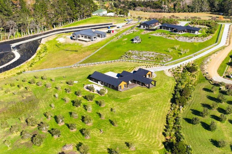 Photo of property in 159 Robert Hastie Drive, Mangawhai, 0573