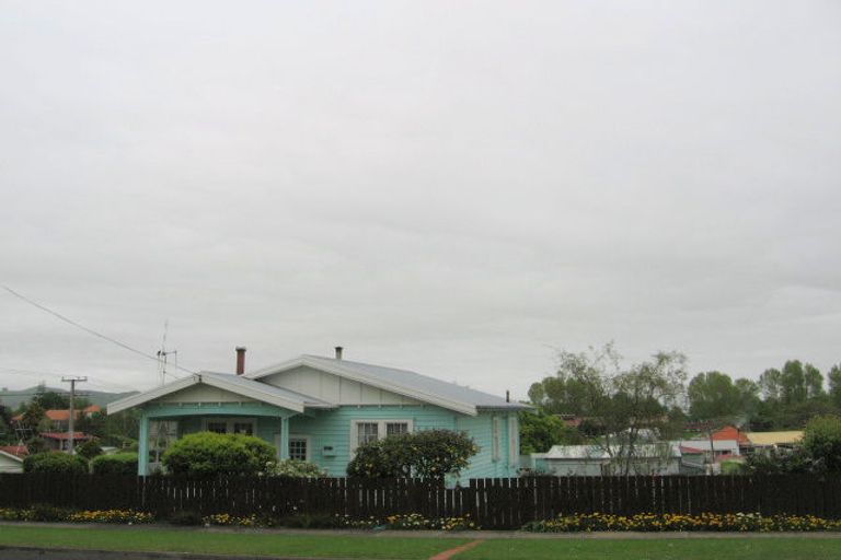 Photo of property in 15 Wood Street, Paeroa, 3600