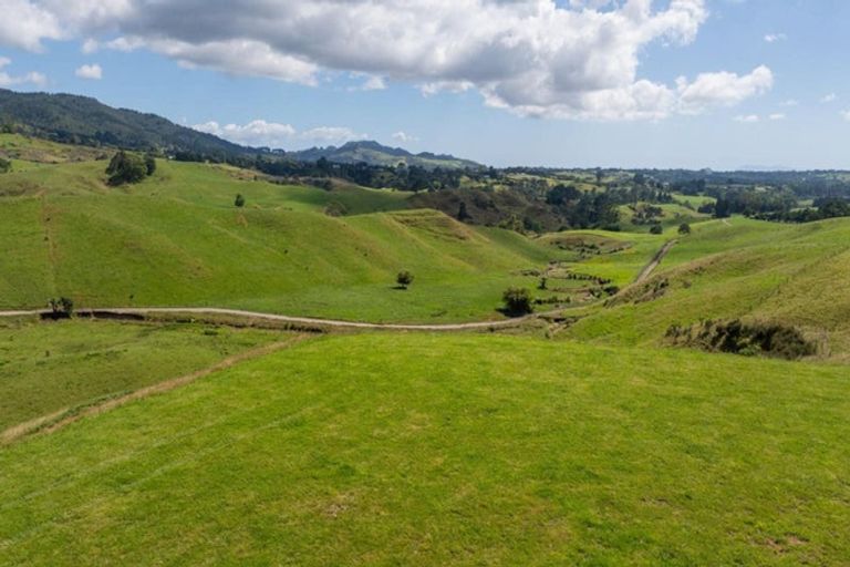 Photo of property in 250 Busby Road, Tahawai, 3170