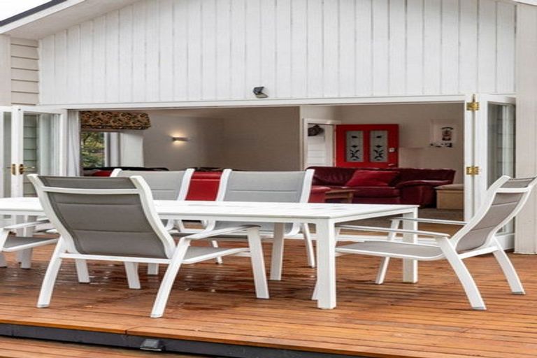 Photo of property in 15 Hamilton Road, Cambridge, 3434