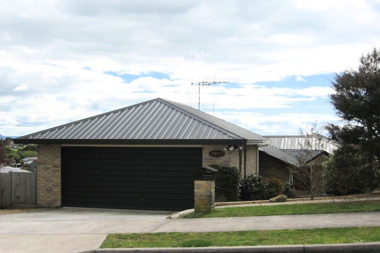 Photo of property in 16 Solander Drive, Welcome Bay, Tauranga, 3112