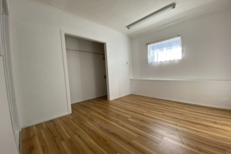 Photo of property in 69a Redoubt Road, Goodwood Heights, Auckland, 2105