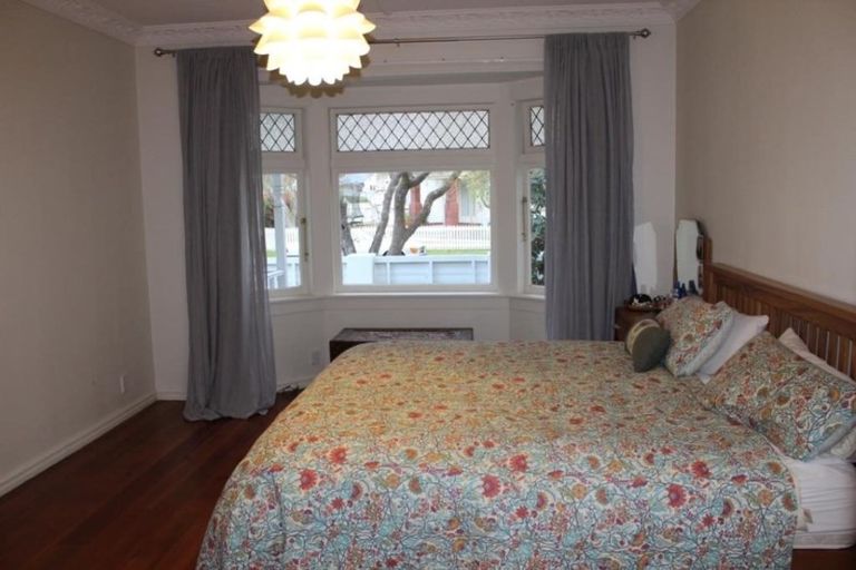 Photo of property in 35 Burnside Street, Waterloo, Lower Hutt, 5011