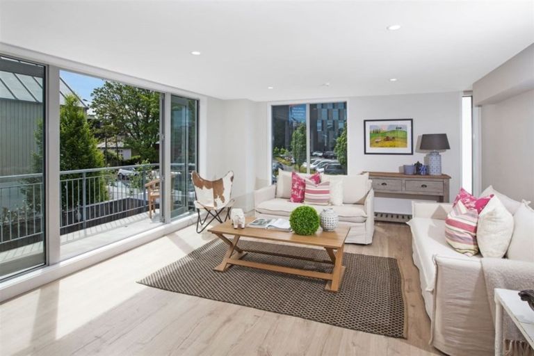 Photo of property in The Metro, 11/28 Salisbury Street, Christchurch Central, Christchurch, 8013