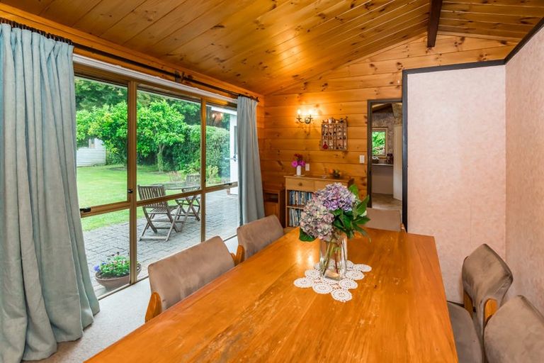 Photo of property in 9 Kohekohe Road, Waikanae, 5036