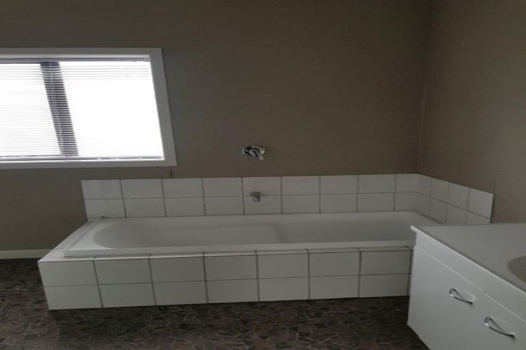 Photo of property in 12 Fulton Street, Gladstone, Invercargill, 9810