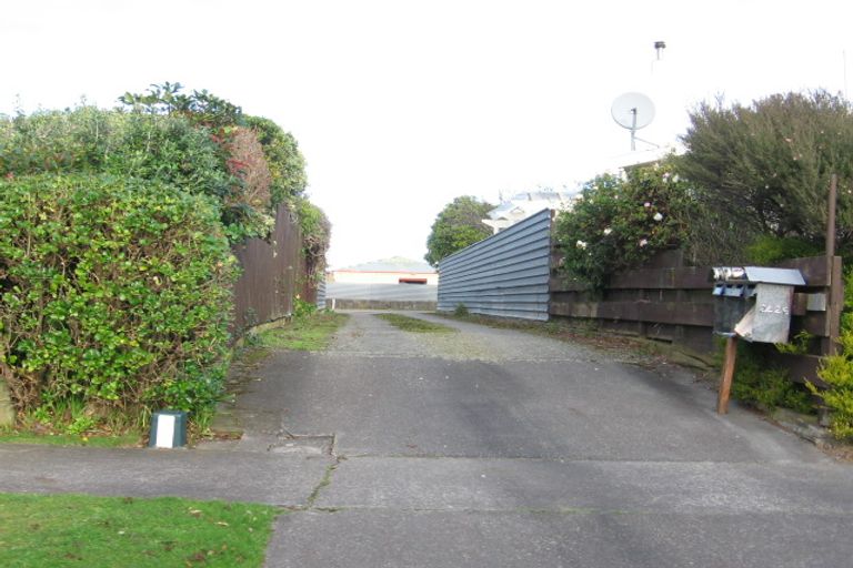 Photo of property in 2/24 Palliser Place, Milson, Palmerston North, 4414