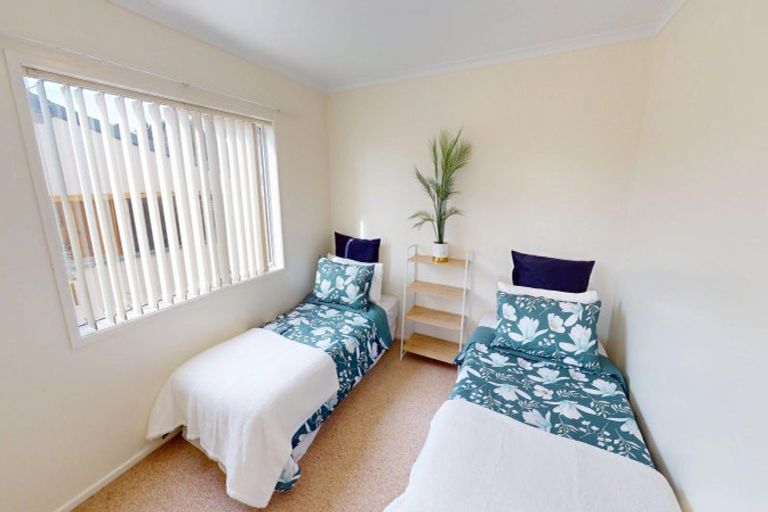 Photo of property in 2 Barclay Grove, Hokio Beach, Levin, 5571