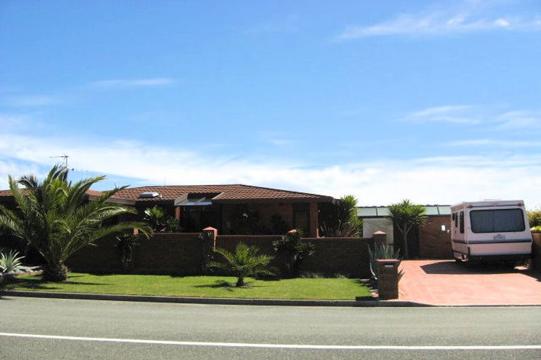 Photo of property in 338 Princes Drive, Britannia Heights, Nelson, 7010