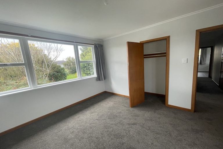 Photo of property in 12 Mawney Road, Henderson, Auckland, 0610