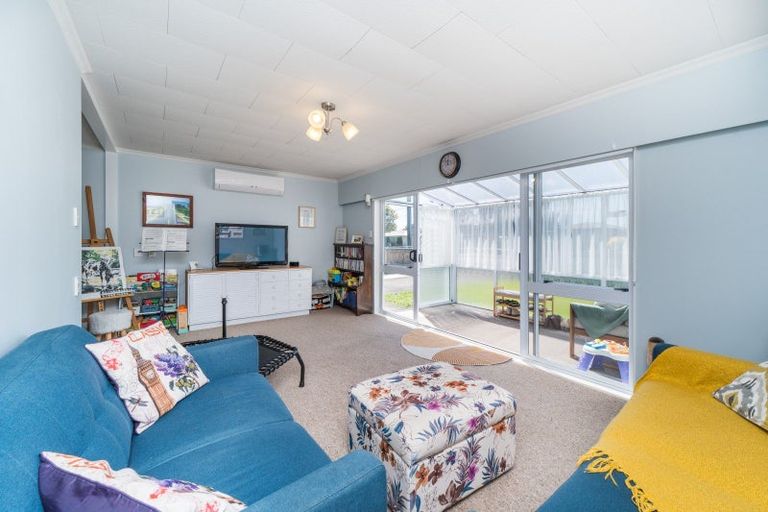 Photo of property in 2 Elizabeth Street, Feilding, 4702