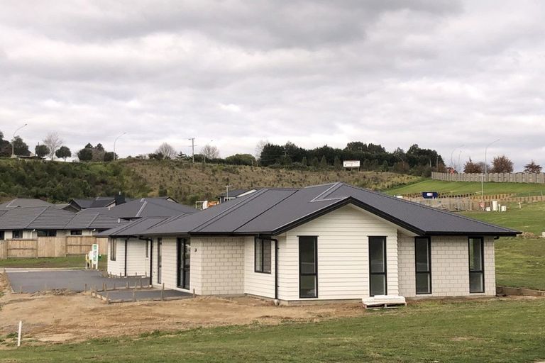 Photo of property in 18 Pakanga Grove, Pyes Pa, Tauranga, 3112