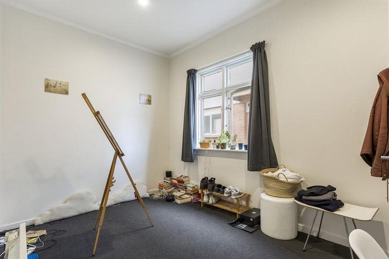 Photo of property in 96 Harbour Terrace, North Dunedin, Dunedin, 9016