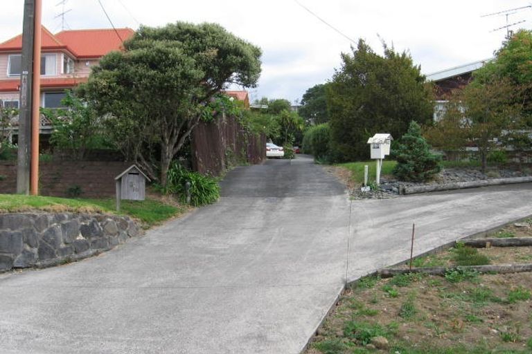 Photo of property in 4/16 Long Bay Drive, Torbay, Auckland, 0630