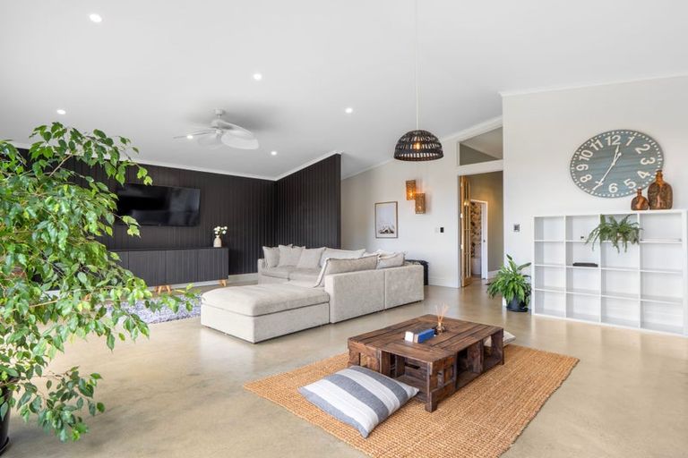 Photo of property in 106 Withy Road, Manawahe, Whakatane, 3193