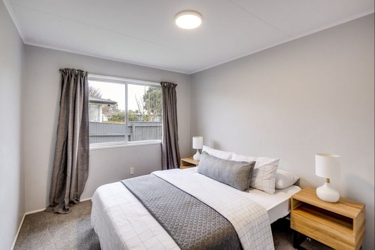 Photo of property in 15 Liverpool Crescent, Tamatea, Napier, 4112