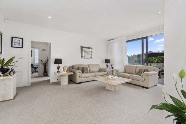 Photo of property in 7 Pacific Parade, Army Bay, Whangaparaoa, 0930