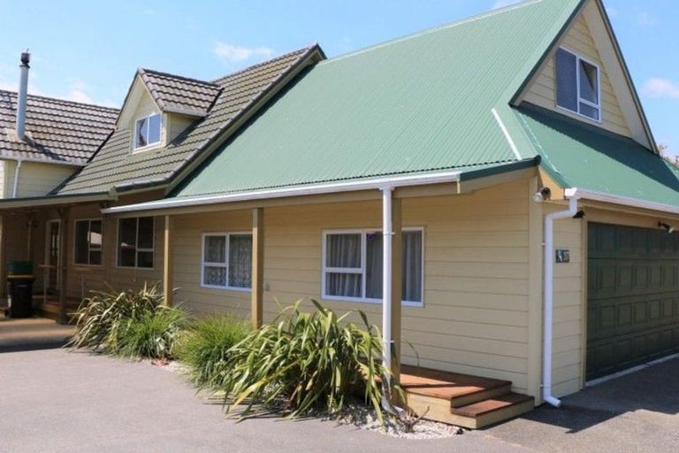 Photo of property in 37 Thomas Place, Foxton Beach, Foxton, 4815