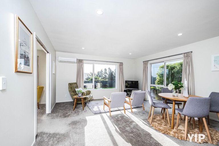 Photo of property in 239 Mark Avenue, Grenada Village, Wellington, 6037