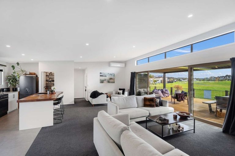 Photo of property in 171 Rangiora Crescent, Matarangi, Whitianga, 3592