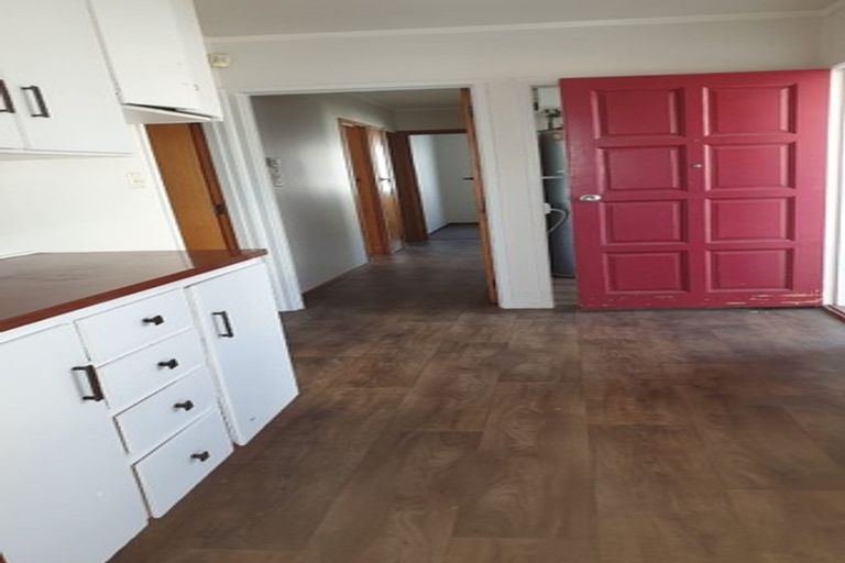 Photo of property in 121a Russell Road, Manurewa, Auckland, 2102