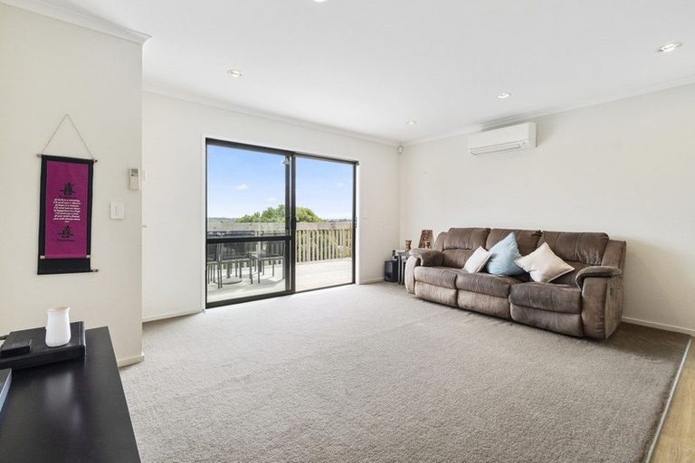 Photo of property in 63 Mack Place, Red Hill, Papakura, 2110