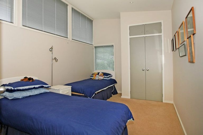 Photo of property in 36 Mantell Street, Seatoun, Wellington, 6022