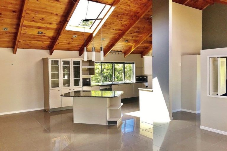 Photo of property in 10 Gulf Harbour Drive, Gulf Harbour, Whangaparaoa, 0930