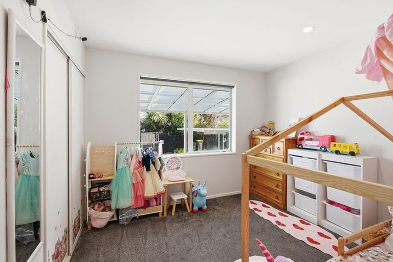 Photo of property in 58 Orrick Crescent, Avondale, Christchurch, 8061