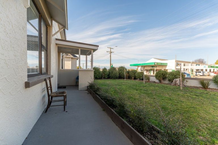 Photo of property in 100 High Street, Waimate, 7924