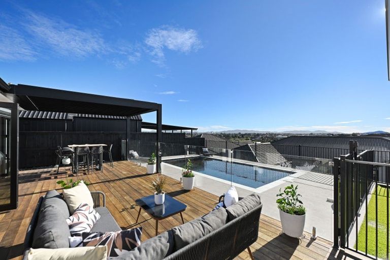 Photo of property in 35 Purser Crescent, Flagstaff, Hamilton, 3210