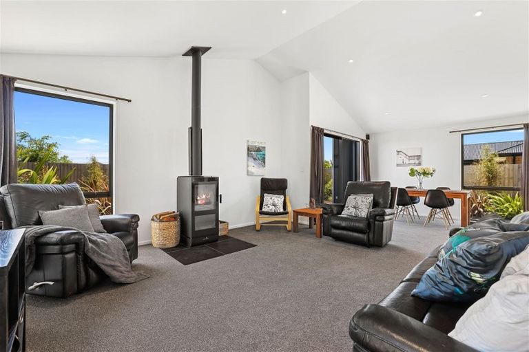 Photo of property in 21 Romanee Lane, Wigram, Christchurch, 8025