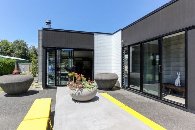 Photo of property in 133 Raleigh Street, Brixton, Waitara, 4382