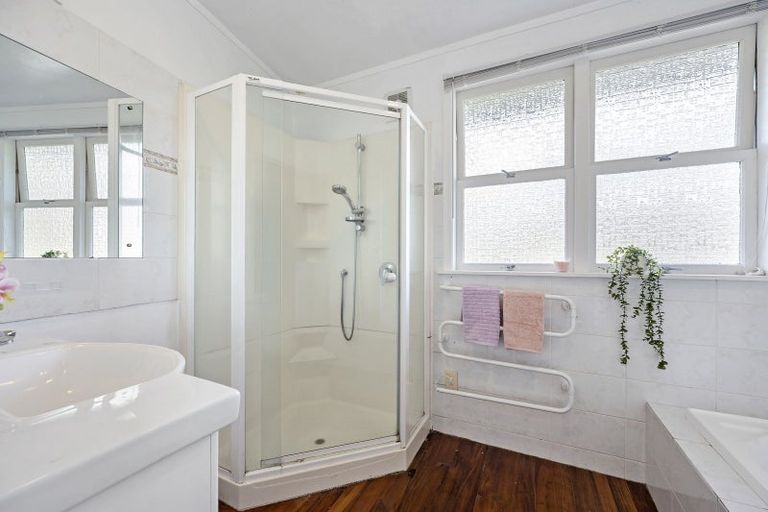 Photo of property in 29a Auld Street, Torbay, Auckland, 0630