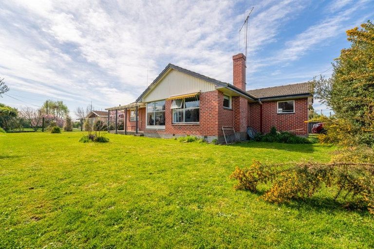 Photo of property in 2 North Street, Winchester, 7985