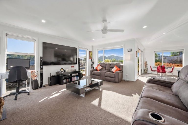 Photo of property in 114a Milton Terrace, Picton, 7220