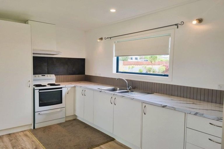Photo of property in 27 Marsden Point Road, Ruakaka, 0116