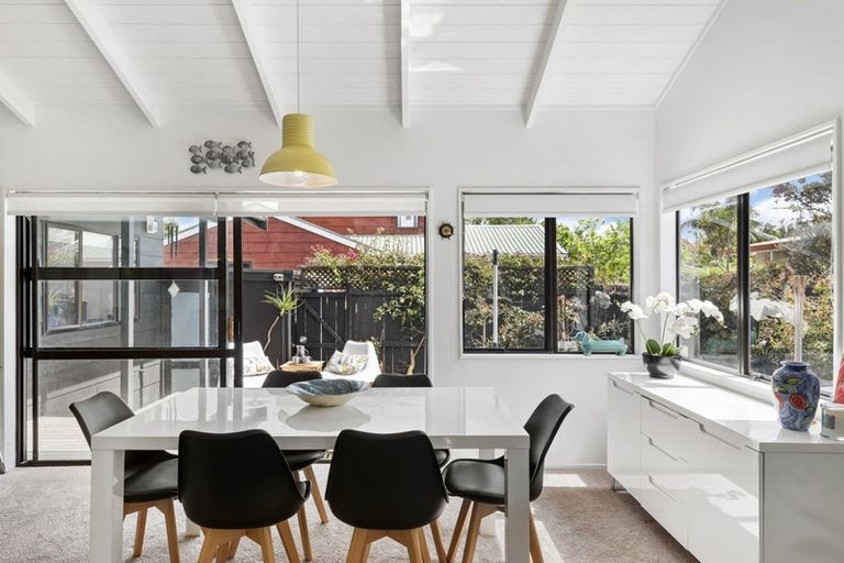 Photo of property in 2/78 Ngataringa Road, Devonport, Auckland, 0624