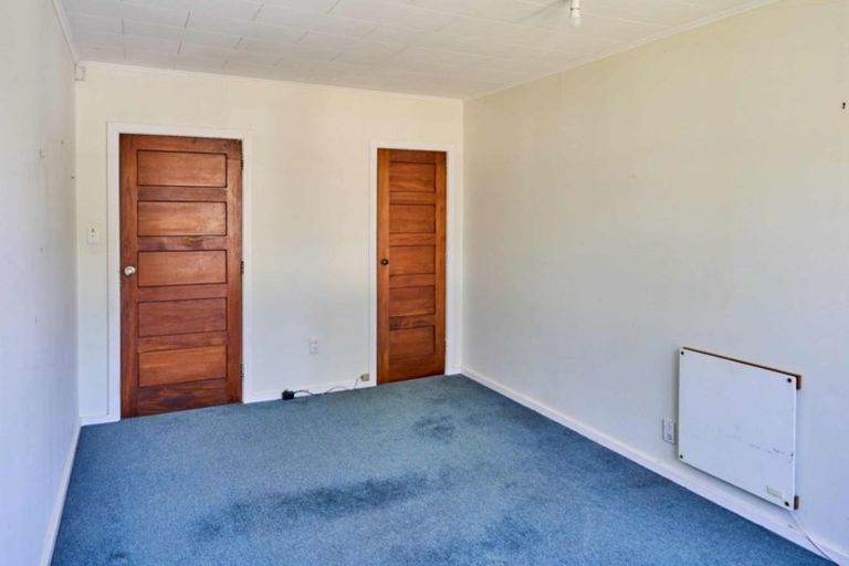 Photo of property in 3 Norris Grove, Taita, Lower Hutt, 5011