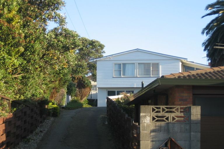 Photo of property in 6a Nathan Avenue, Paraparaumu Beach, Paraparaumu, 5032