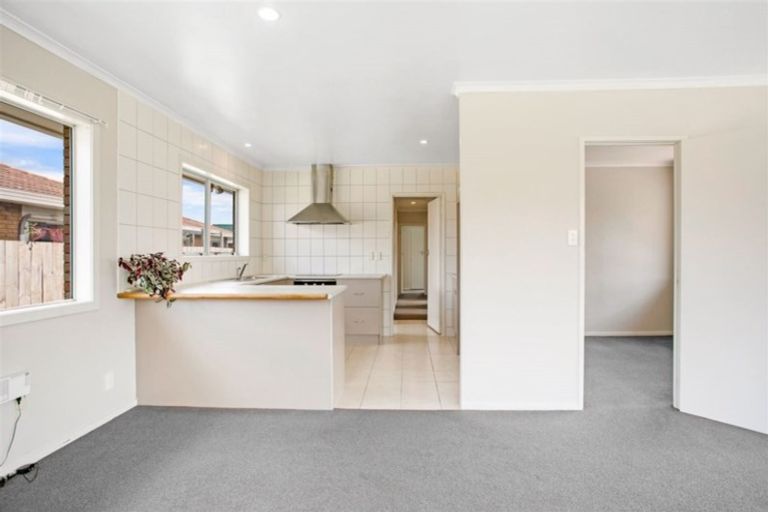 Photo of property in 92c Metcalfe Road, Ranui, Auckland, 0612