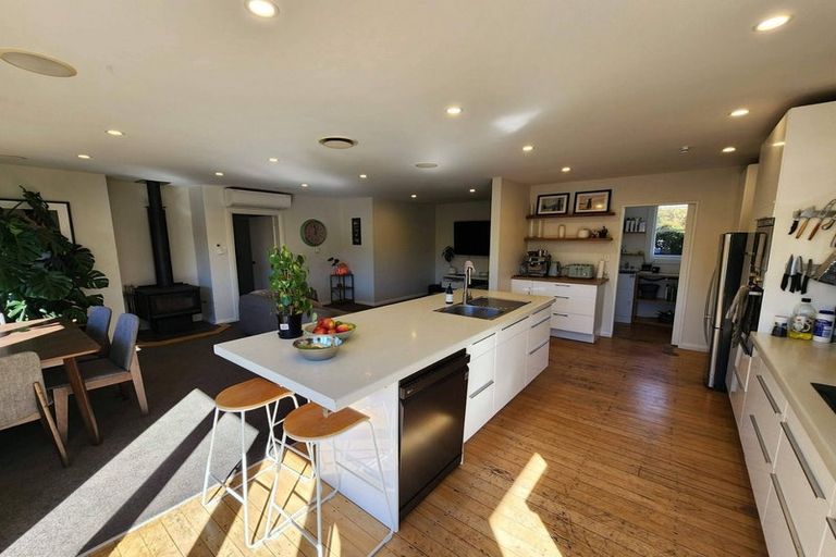 Photo of property in 115 Wainoni Road, Avondale, Christchurch, 8061