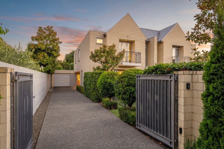 Photo of property in 54a Glandovey Road, Fendalton, Christchurch, 8052